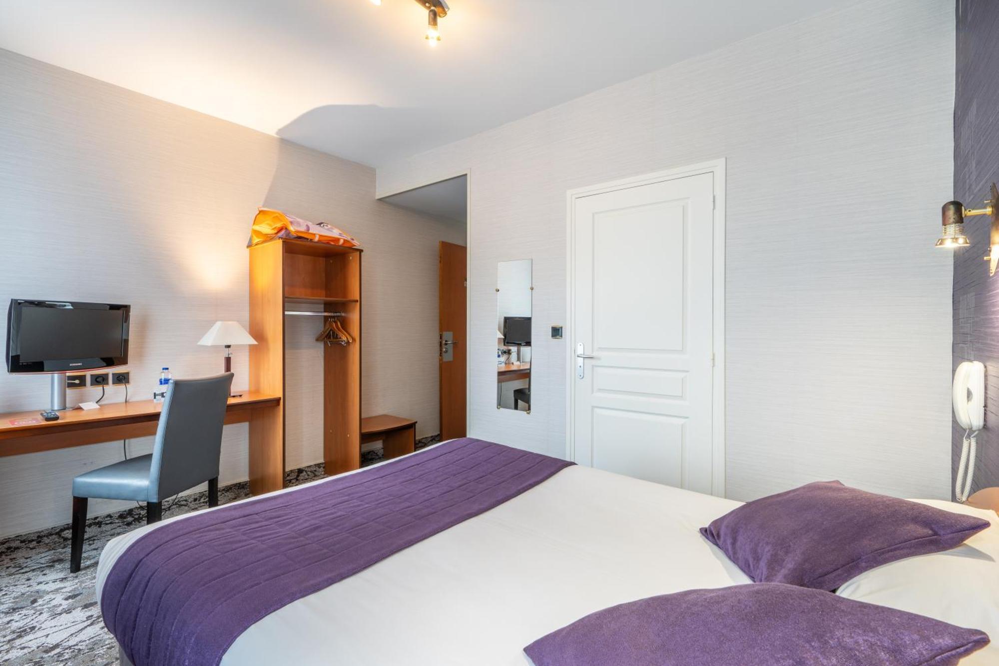Hotel Des Ducs Alençon Zewnętrze zdjęcie